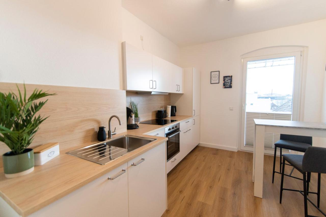 Peter Apartments - Wohnung 90Qm, 3 Schlafzimmer, Kueche, Wohnzimmer, Balkon, Netflix Fulda Luaran gambar