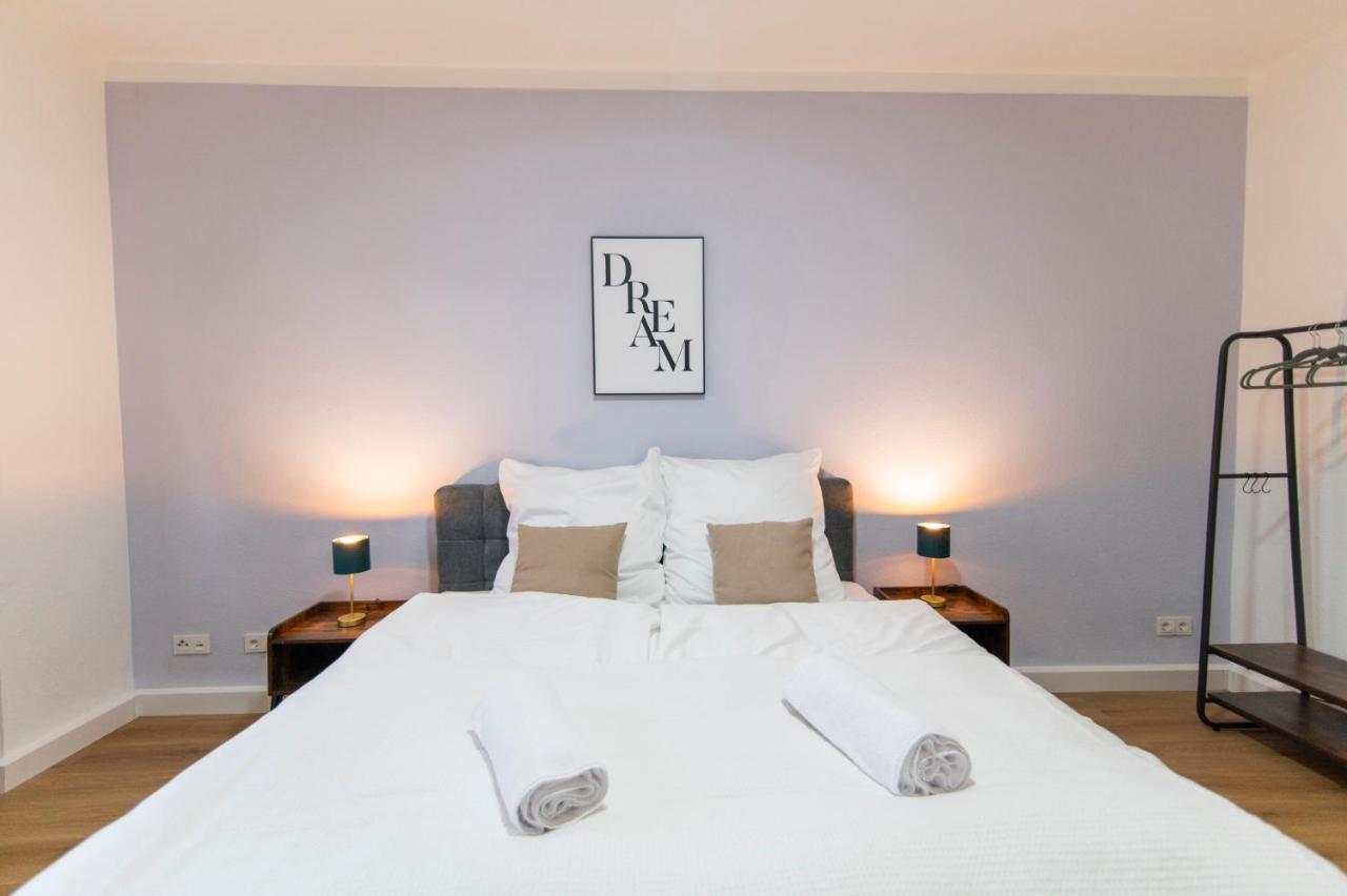 Peter Apartments - Wohnung 90Qm, 3 Schlafzimmer, Kueche, Wohnzimmer, Balkon, Netflix Fulda Luaran gambar